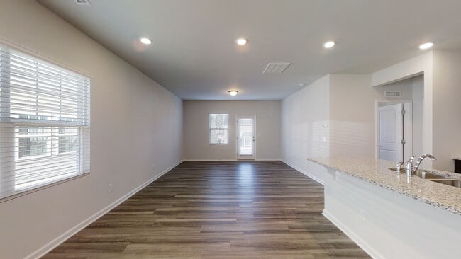 Building Photo - 121 Velten Ridge Dr