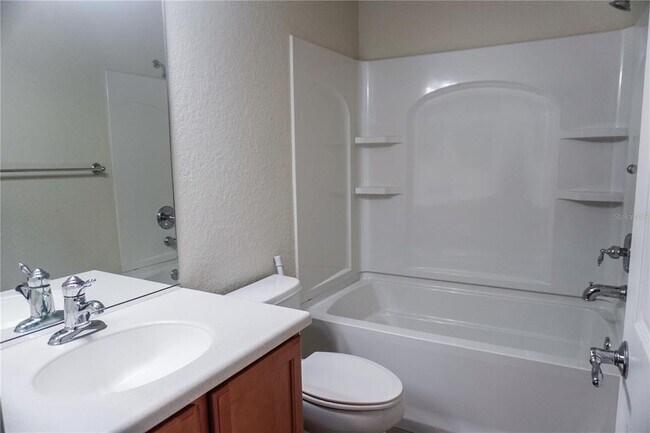 Building Photo - 4761 SW 41st St