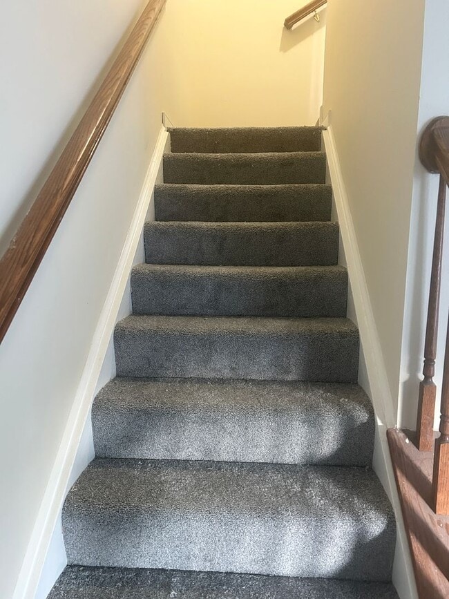 Building Photo - Pemberton Oaks Townhome