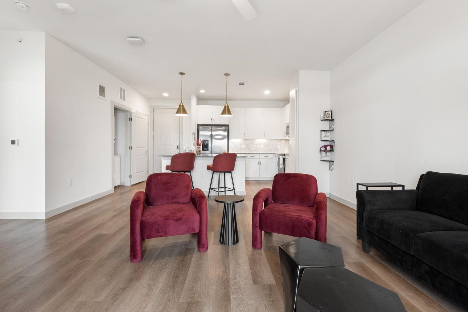 Building Photo - 1301 Leah Ave