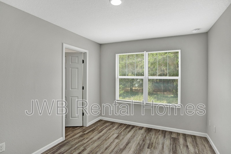 Building Photo - 963 Palmetto St