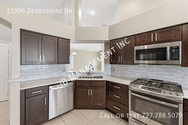 Building Photo - 11906 Derbyshire Dr