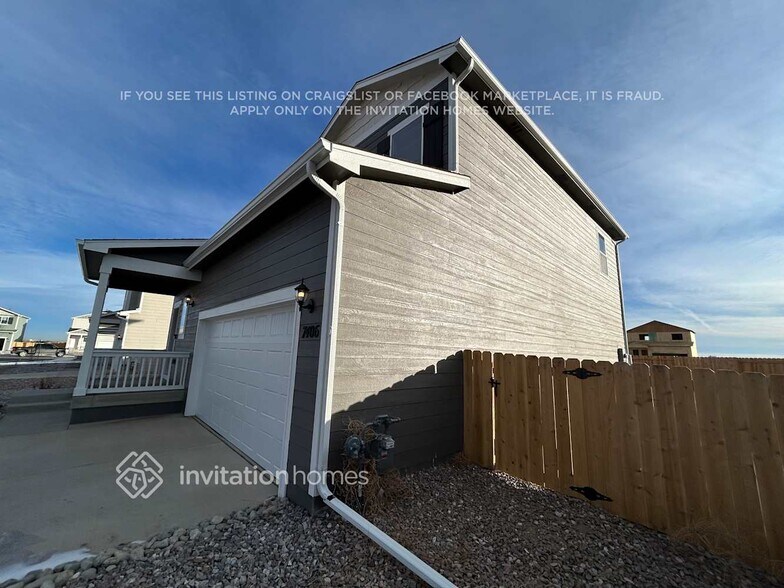 Building Photo - 7406 Green River Ave