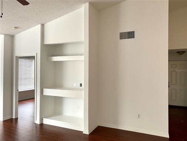 Building Photo - 13028 Plantation Park Cir