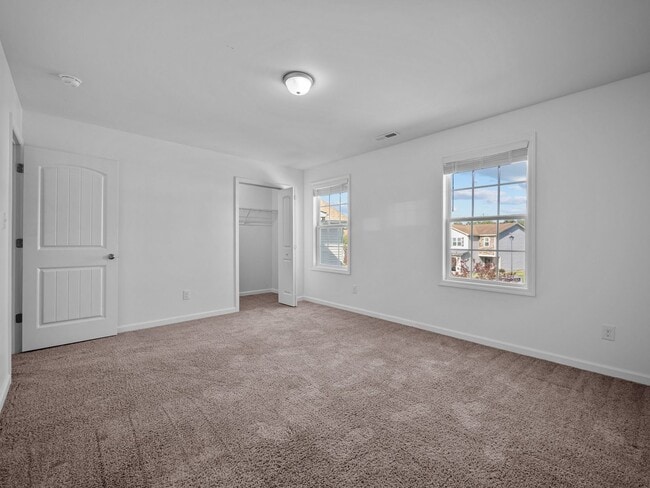 Building Photo - Welcome to Tuscany Villas!