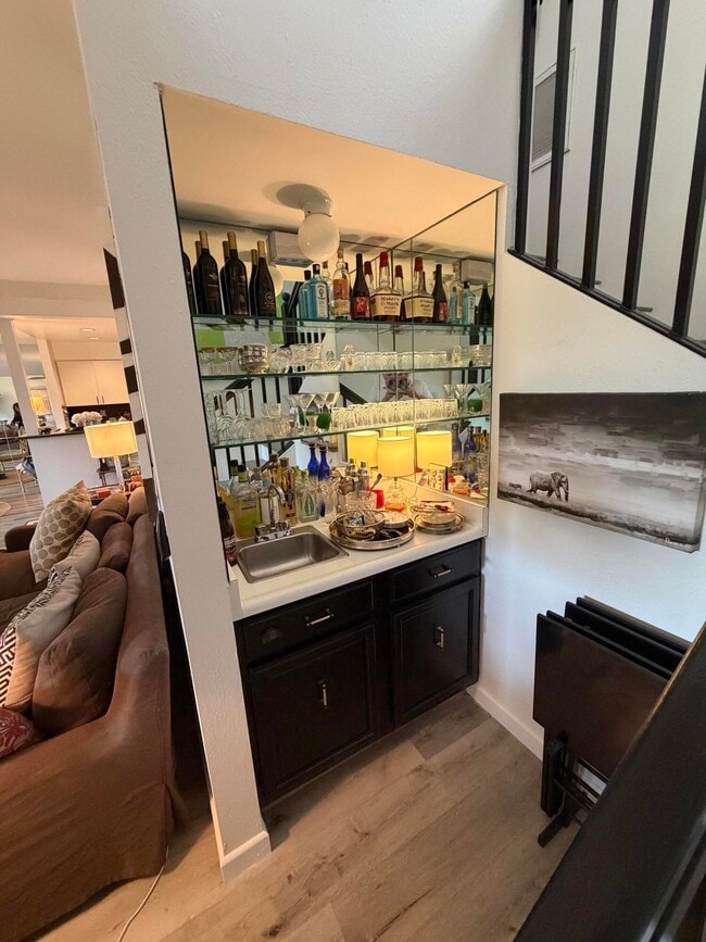 Building Photo - 35082 Mission Hills Dr