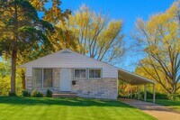 Building Photo - 277 Roderick Dr