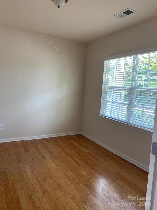 Building Photo - 14425 Green Birch Dr