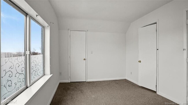 Building Photo - 4 br, 2 bath Condo - 18 Beal St Apt 2