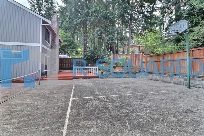 Building Photo - 2914 146th Pl SE
