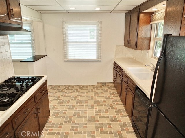 Building Photo - 5943 Greentop St