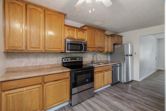 Building Photo - 4801 Cannon Ridge Dr