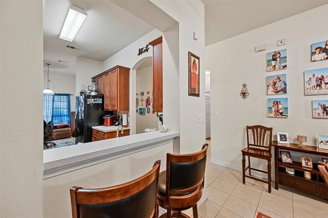 Building Photo - 3505 Versante Dr