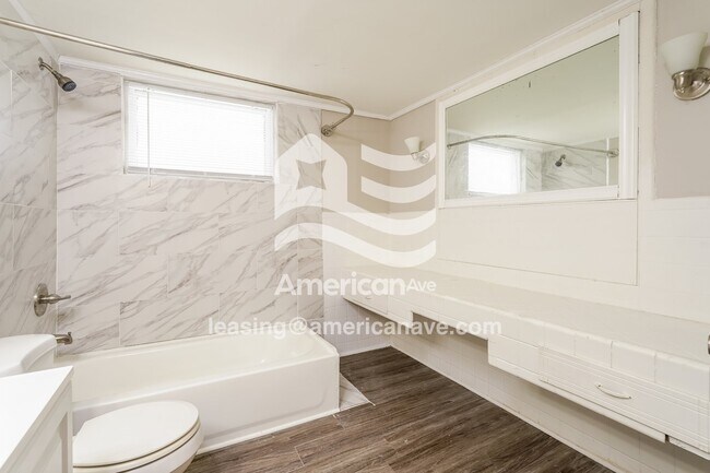 Building Photo - 1014 Arbor Dr