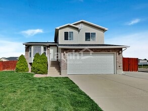 Building Photo - 5998 4050 W St