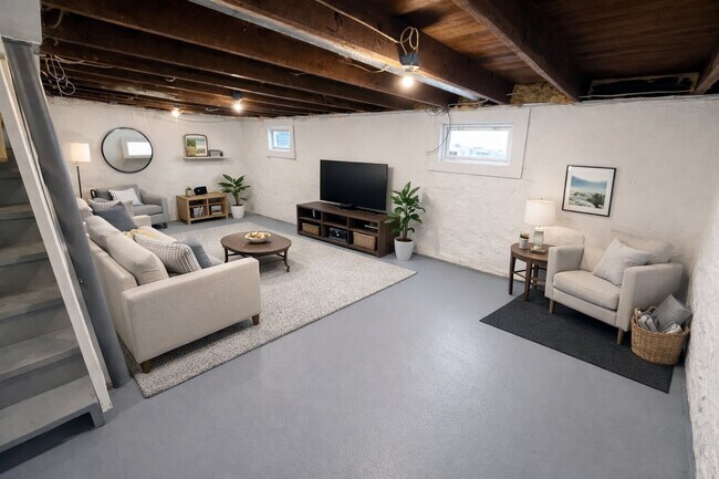 Building Photo - 7615 Folk Ave