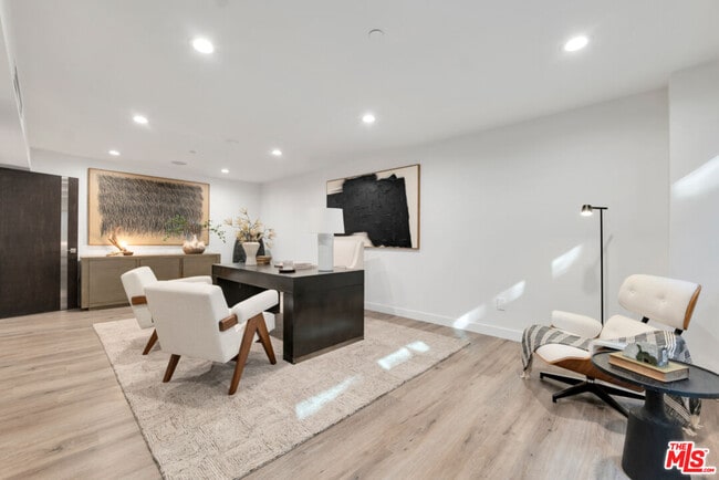 Building Photo - 3116 Elvido Dr