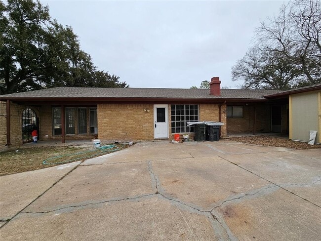 Building Photo - 13517 Woodchester Dr