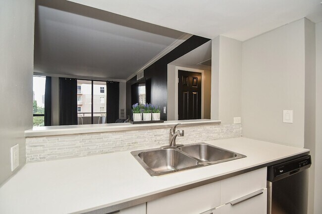 Building Photo - 3525 Sage Rd