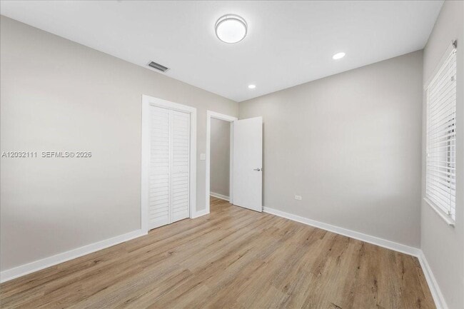 Building Photo - 7705 SW 66th St