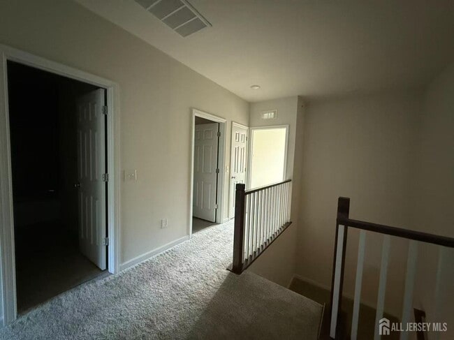 Building Photo - 616 Sadie Cir