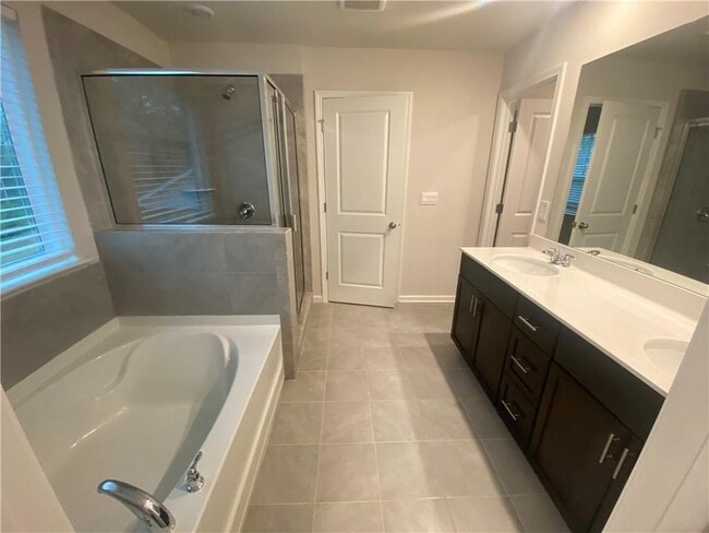 Building Photo - 5836 Hackberry Ln