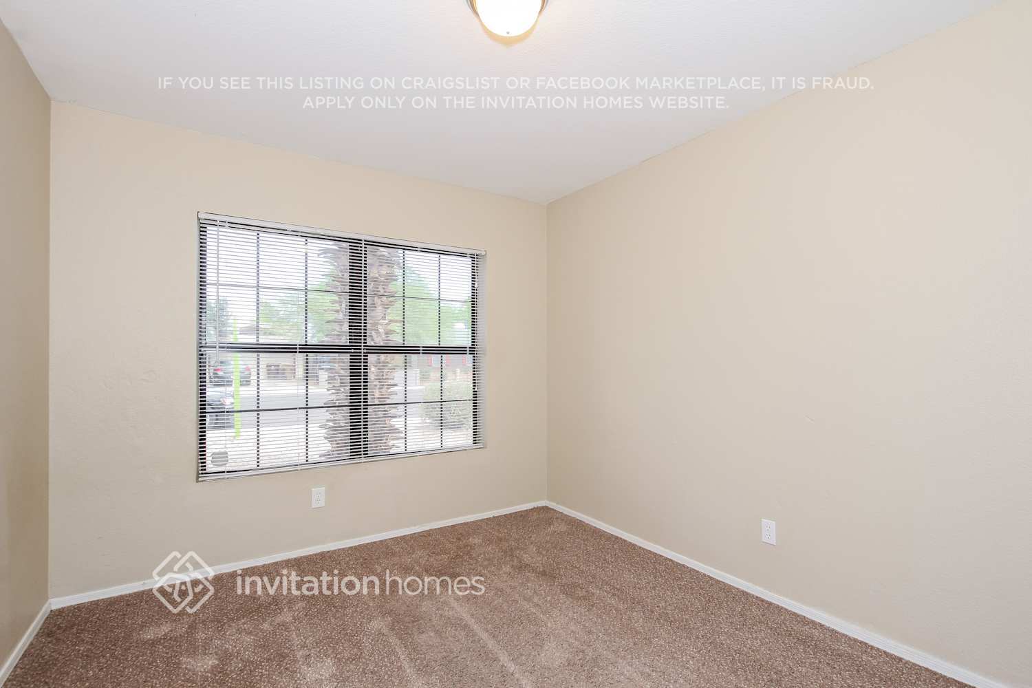 Building Photo - 11234 N 81st Ave