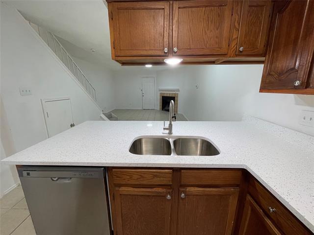 Building Photo - 1404 Shufford St