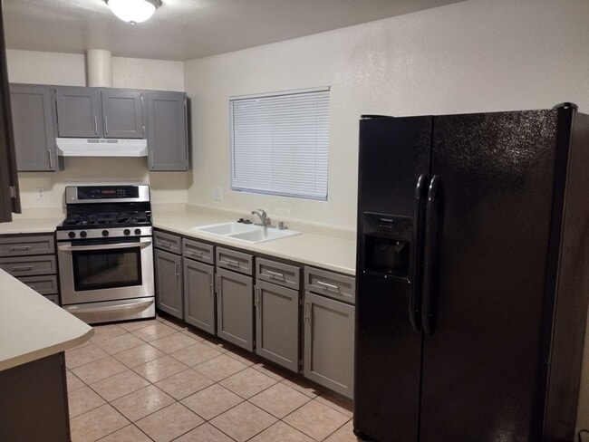 4 Bedroom 2 Bathroom Tropicana & Mountain... - 4 Bedroom 2 Bathroom  Tropicana & Mountain...