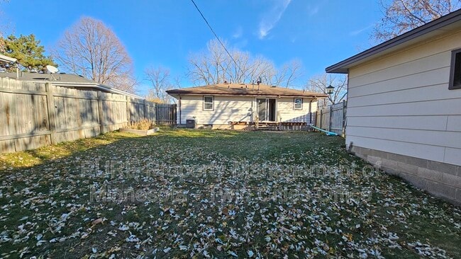 Building Photo - 1617 Flag Ave N