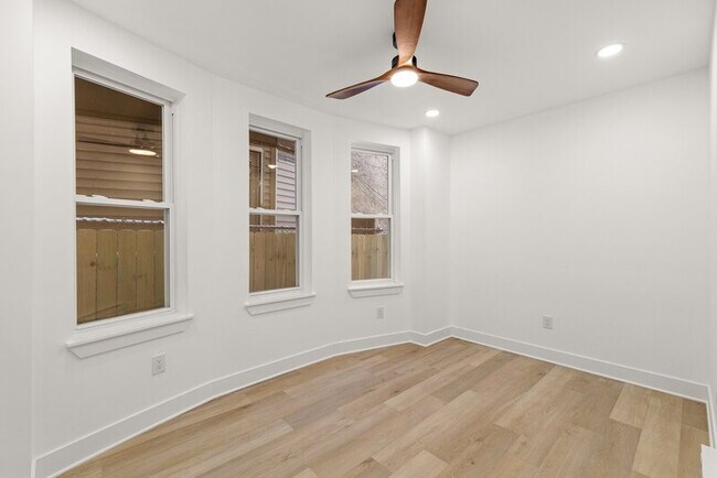 Building Photo - 2345 N 16th St