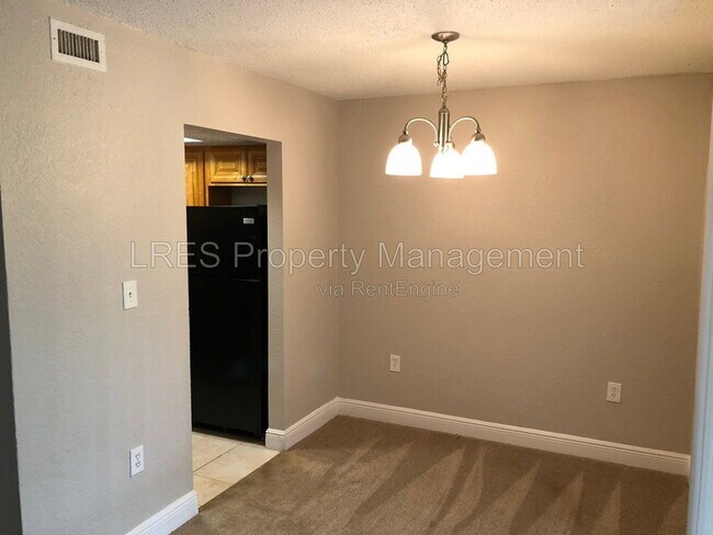 Building Photo - 4773 S Texas Ave