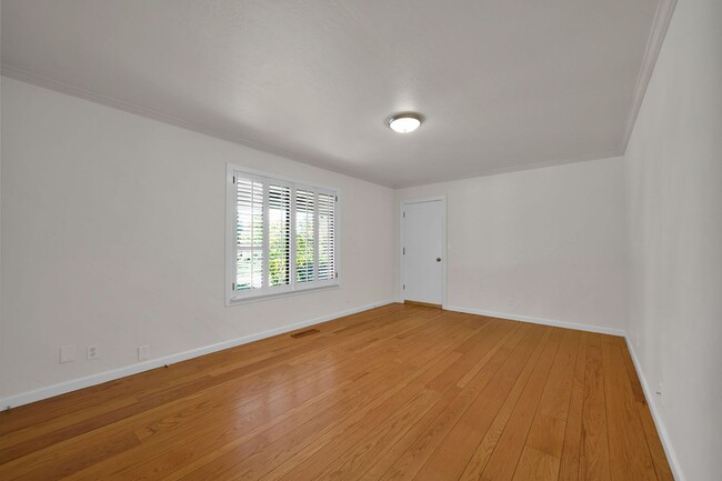 Building Photo - Executive Saratoga Home | Pool & Spa | Lynbrook High School District