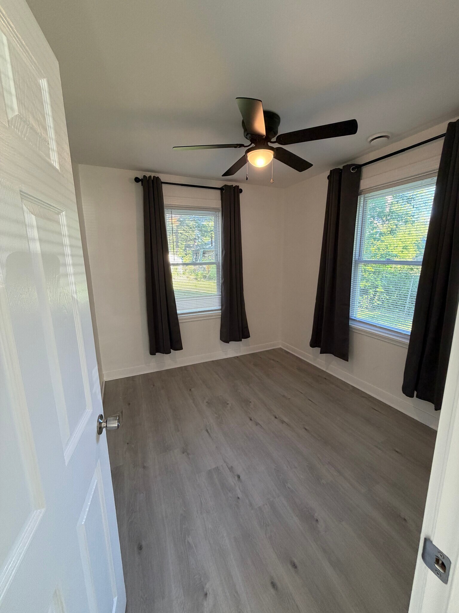 2nd Bedroom - 3206 S Waterview Ave
