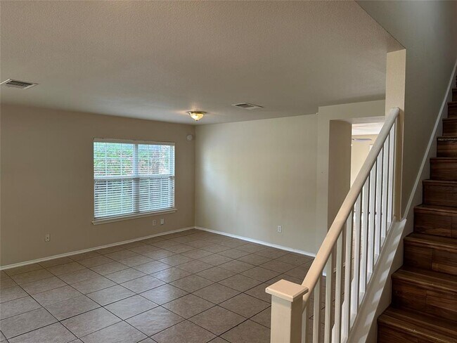 Building Photo - 1629 Balsam Way