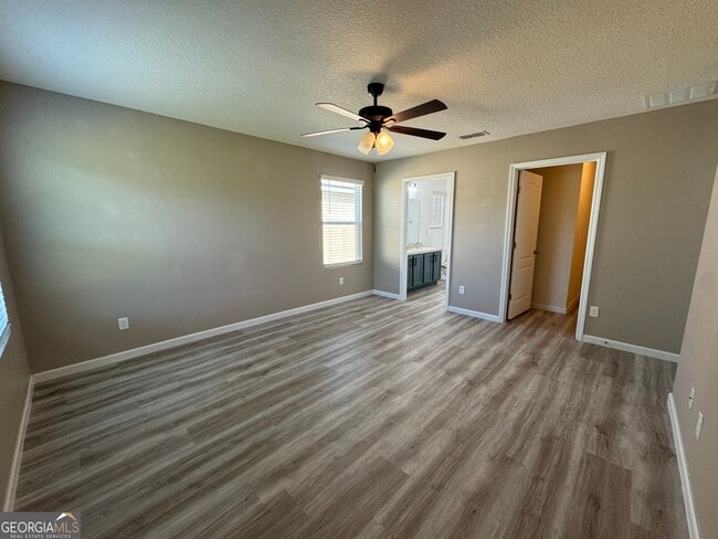 Building Photo - 217 Brooklet Cir