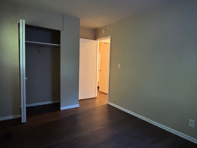 Building Photo - Spacious 3 bedroom home with large backyard deck!