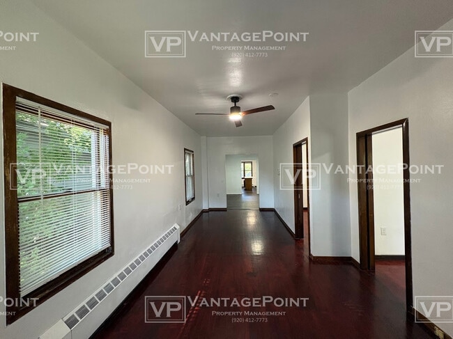 Building Photo - 206 Amory St