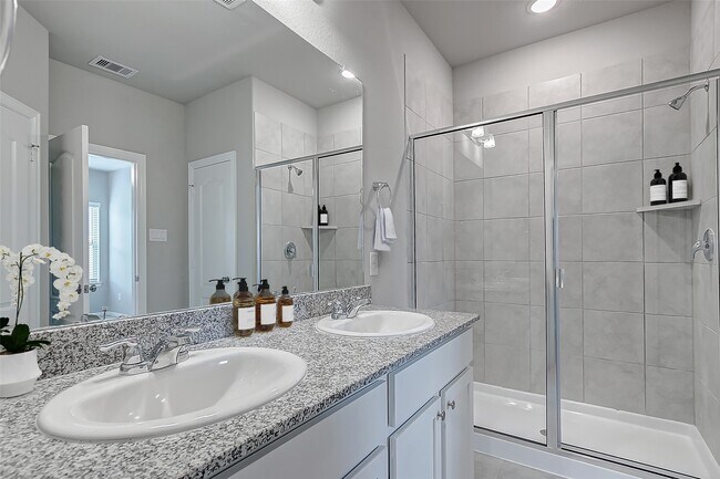 Building Photo - 31322 Spotted Saddle Hollow