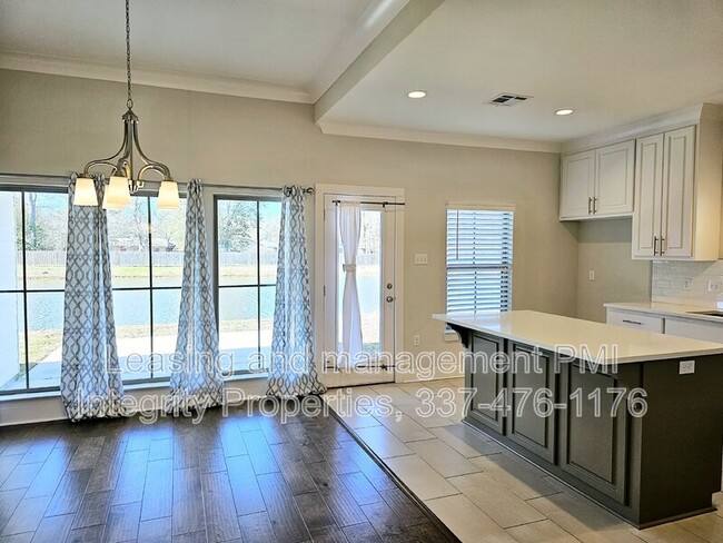 Building Photo - 30195 Sanctuary Blvd