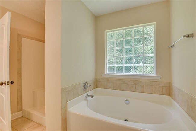 Building Photo - 1089 Grove Landing Ln