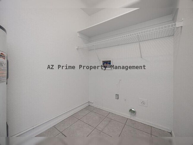 Building Photo - 7801 N 44th Dr