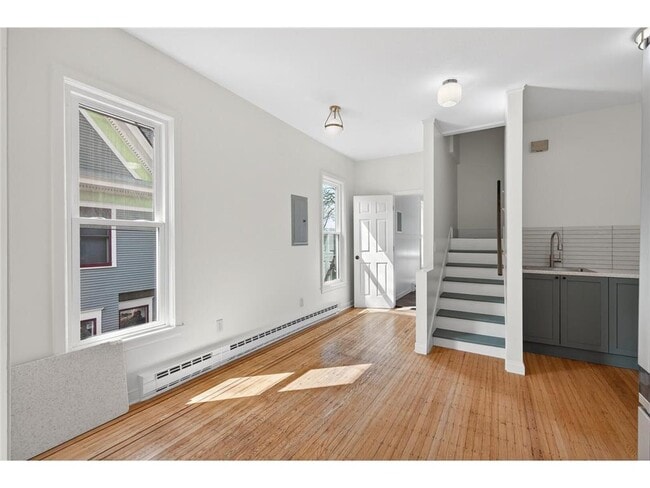 Building Photo - 2210 Colfax Ave South