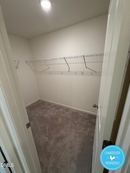 Building Photo - 329 Spaight Acrs Wy