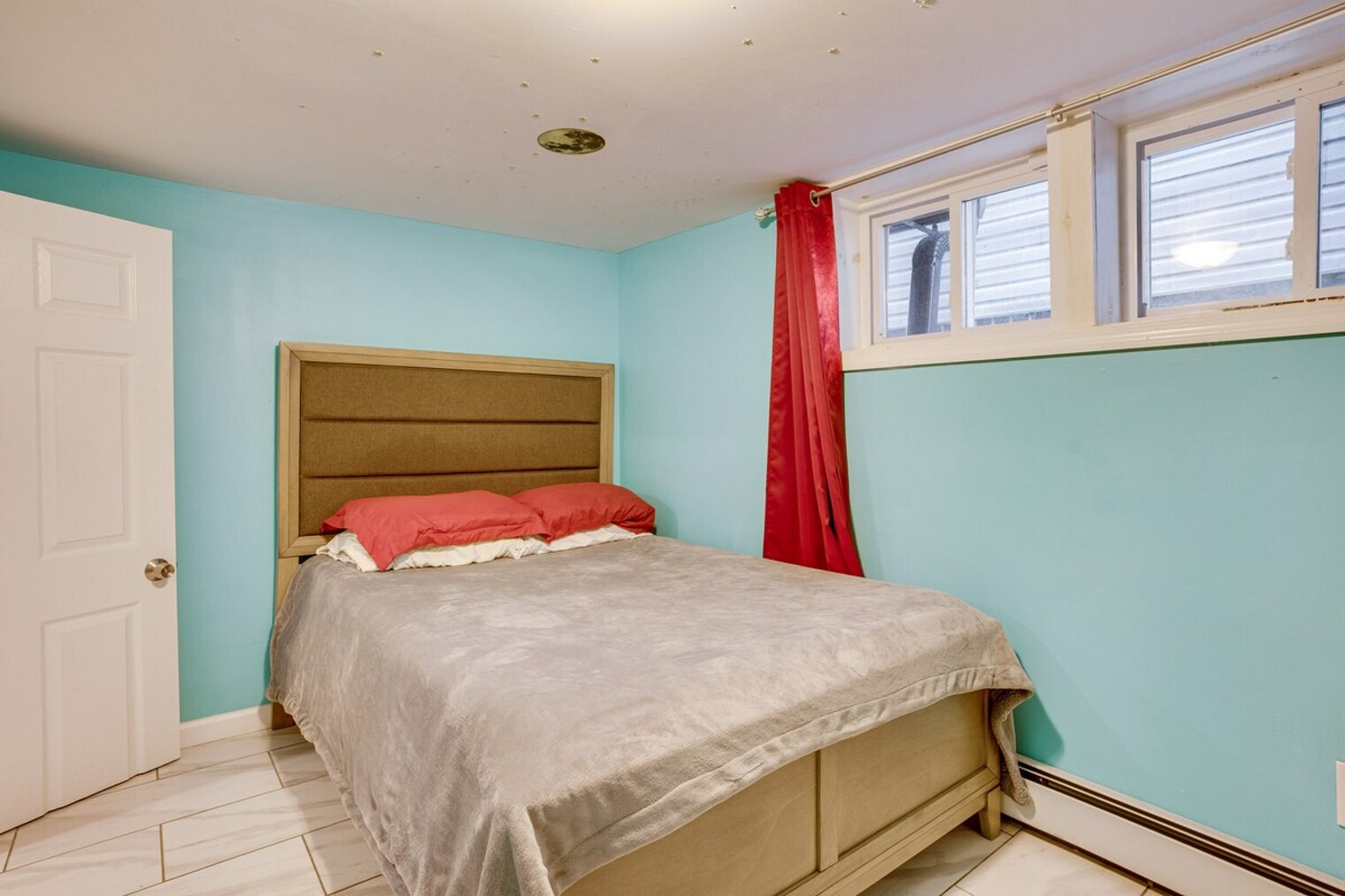 Building Photo - 787 S 13th St