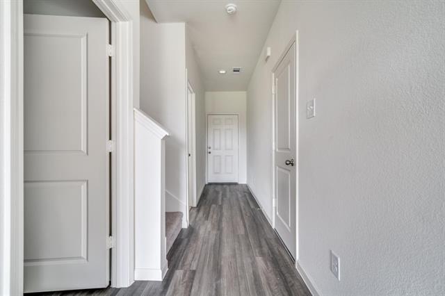 Building Photo - 1876 Lockhart Dr