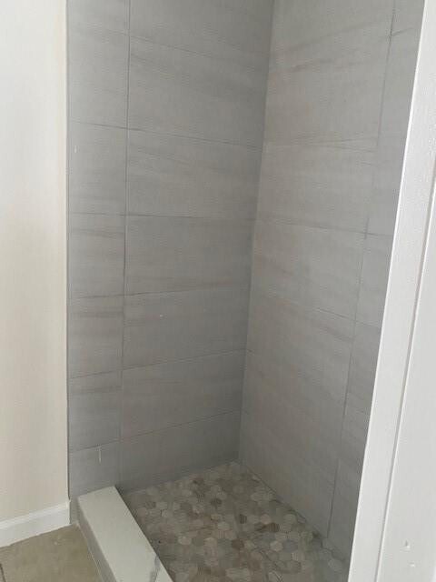 Building Photo - 6032 Pierce St