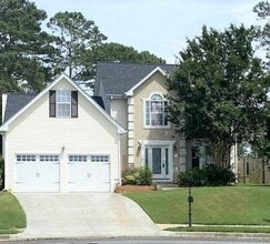 Building Photo - 793 Conewood Ct NE