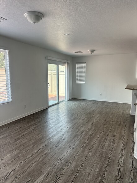Building Photo - 6824 Briarwood Bend Ave
