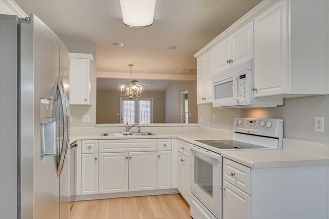 Building Photo - 1206 Bison Way